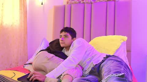 lilith_and_draven online show from September 18, 2025, 7:49 pm