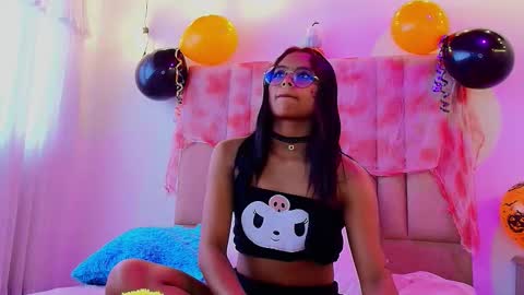 lilith_and_draven online show from October 31, 2025, 9:05 pm