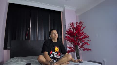 Lili  Marcus online show from December 28, 2024, 6:50 pm