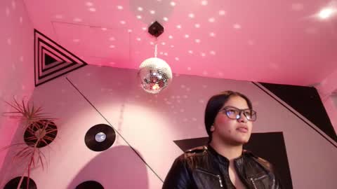 Lilith and Khloe  online show from October 22, 2025, 11:21 am