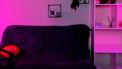 lilith_diva online show from October 16, 2025, 7:59 pm