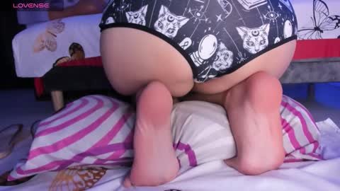 Lili online show from October 30, 2025, 3:19 am