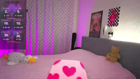 lilith_poison online show from November 22, 2025, 6:07 pm