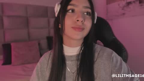 lilith_sage_ online show from March 18, 2026, 7:50 pm