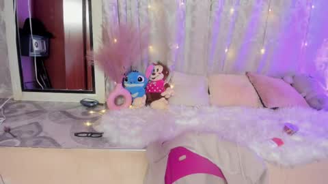 Snapshot of lilith_salvatoree chatting on May 19, 2026, 1:22 am Lilith Salvatore online show from May 19, 2026, 1:22 am