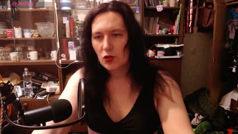 Snapshot of lilith_samedy chatting on January 31, 2025, 10:31 pm Lilith Shumerian online show from January 31, 2025, 10:31 pm