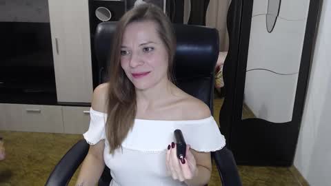 Snapshot of lilith_small21 chatting on October 21, 2025, 9:10 am lilith small21 online show from October 21, 2025, 9:10 am