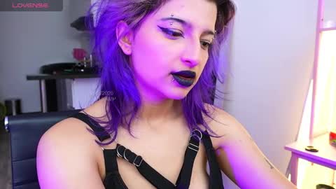 LILITH 200 LIKES   Thursday Clown Costume M online show from May 20, 2026, 3:40 pm