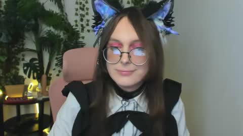 lilithiscute online show from October 2, 2025, 9:33 pm