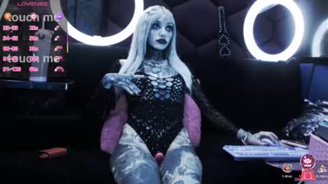 Snapshot of lilithlevis chatting on October 18, 2025, 7:14 pm Tifon Mary - Indepent model online show from October 18, 2025, 7:14 pm