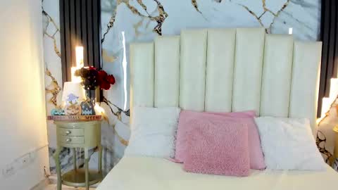 Snapshot of lilithmars69 chatting on October 21, 2025, 5:19 am Lilith online show from October 21, 2025, 5:19 am