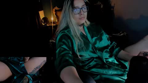 Snapshot of lilithmystic01 chatting on January 11, 2025, 8:54 pm lilithmystic01 online show from January 11, 2025, 8:54 pm