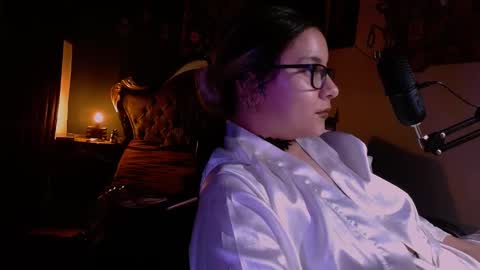 Snapshot of lilithmystic01 chatting on February 1, 2025, 6:54 am lilithmystic01 online show from February 1, 2025, 6:54 am