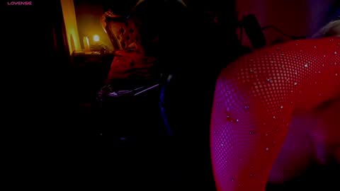 Snapshot of lilithmystic01 chatting on February 5, 2025, 12:53 am lilithmystic01 online show from February 5, 2025, 12:53 am
