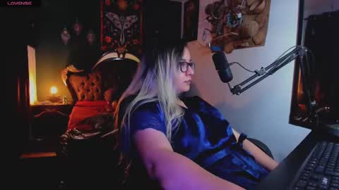 Snapshot of lilithmystic01 chatting on February 21, 2025, 3:21 pm lilithmystic01 online show from February 21, 2025, 3:21 pm