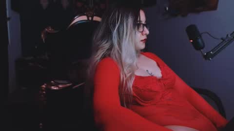 Snapshot of lilithmystic01 chatting on February 22, 2025, 1:35 pm lilithmystic01 online show from February 22, 2025, 1:35 pm