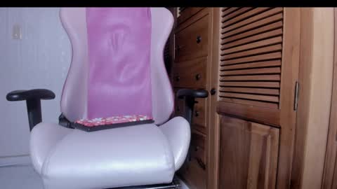 lilithsabeth online show from December 26, 2024, 5:15 am