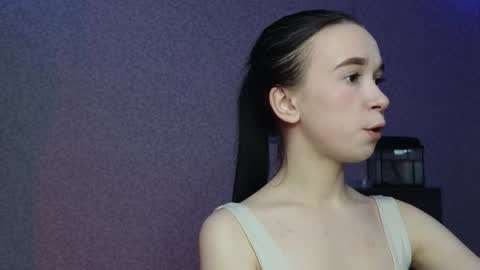 lilithstrangfor online show from April 21, 2026, 1:42 am