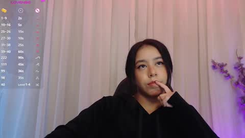 Snapshot of lilithwallkeer chatting on February 13, 2025, 6:09 am Maria online show from February 13, 2025, 6:09 am