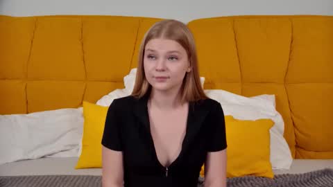 lilitrosen online show from October 15, 2025, 5:46 pm