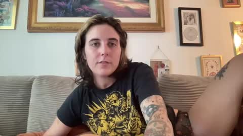 lilldaddysgirl online show from September 26, 2025, 12:14 am