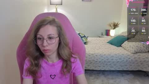 Snapshot of lill_mary chatting on October 24, 2025, 3:14 am Maria online show from October 24, 2025, 3:14 am