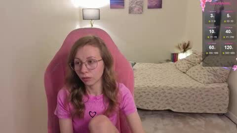 Snapshot of lill_mary chatting on November 17, 2025, 4:07 am Maria online show from November 17, 2025, 4:07 am