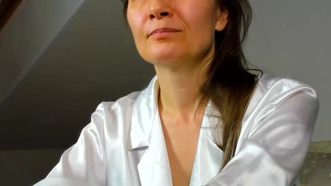 Snapshot of lillian_white1 chatting on February 1, 2025, 1:30 pm lillian_white1 online show from February 1, 2025, 1:30 pm