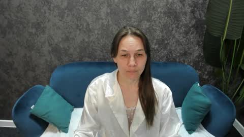 Snapshot of lillian_white1 chatting on March 3, 2025, 2:15 pm lillian_white1 online show from March 3, 2025, 2:15 pm