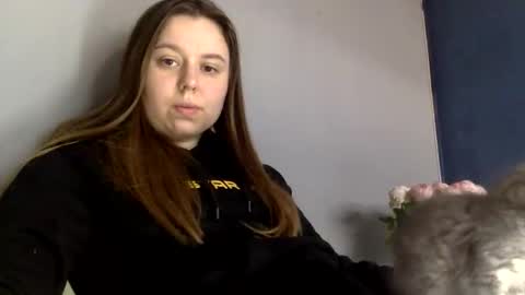 Snapshot of lillianx9zbld chatting on October 20, 2025, 11:43 am Lily online show from October 20, 2025, 11:43 am