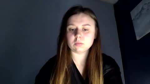 Snapshot of lillianx9zbld chatting on November 13, 2025, 8:13 am Lily online show from November 13, 2025, 8:13 am