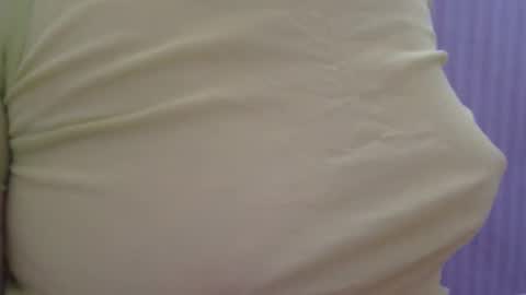 Lilu online show from April 9, 2026, 2:11 am
