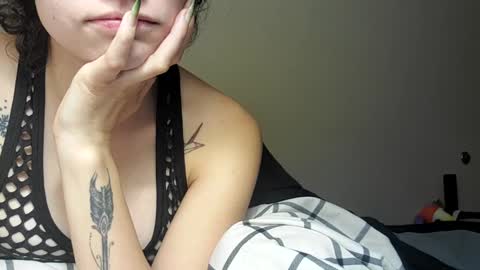 Lilly online show from December 9, 2024, 10:09 pm