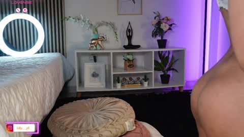 Sofia online show from April 1, 2026, 1:41 pm