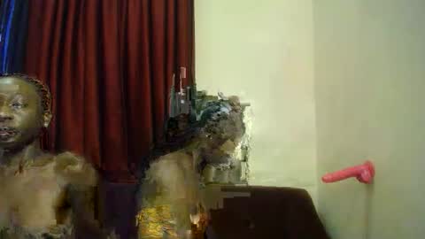 Snapshot of lilly_freak chatting on February 11, 2026, 7:57 am Des online show from February 11, 2026, 7:57 am