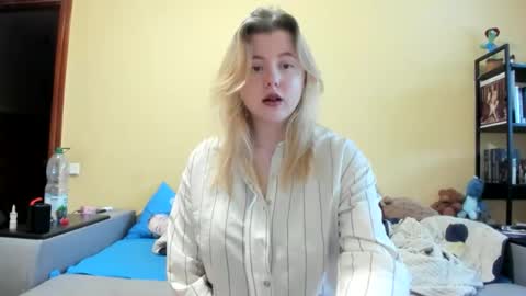 Lilly Depp online show from February 15, 2026, 12:03 pm