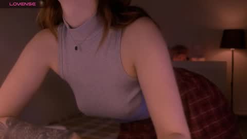 Snapshot of lillyfarey chatting on September 21, 2025, 4:19 pm LillyFarey online show from September 21, 2025, 4:19 pm