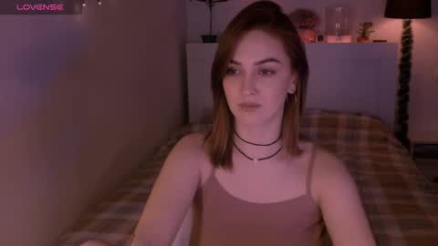 Snapshot of lillyfarey chatting on November 12, 2025, 5:46 pm LillyFarey online show from November 12, 2025, 5:46 pm