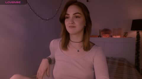 Snapshot of lillyfarey chatting on November 16, 2025, 6:57 pm LillyFarey online show from November 16, 2025, 6:57 pm