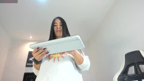 Lilly online show from October 1, 2025, 1:17 pm