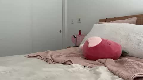 Lilly online show from October 3, 2025, 10:18 pm