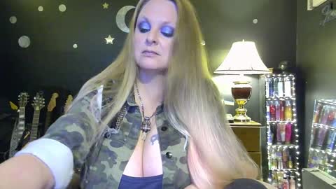 Lillyth Eden online show from December 17, 2024, 4:34 am