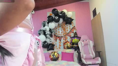 lillyy16 online show from October 19, 2025, 11:00 am