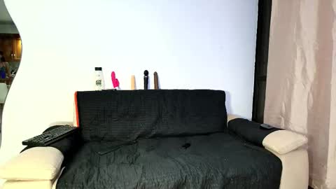 vanessa online show from December 18, 2025, 12:06 am