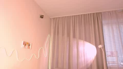 Lilo online show from October 17, 2025, 1:53 am