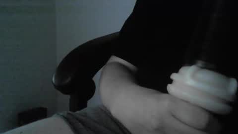 lilriesly online show from March 6, 2025, 5:22 pm