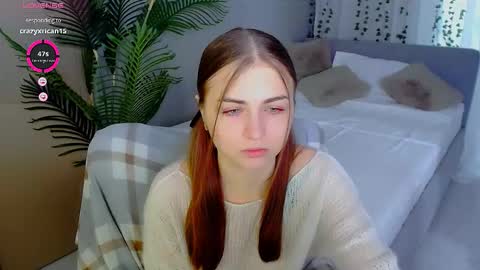 Snapshot of lilu__moon chatting on February 18, 2026, 6:31 am lilu__moon online show from February 18, 2026, 6:31 am