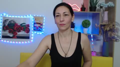 Snapshot of lilugrants chatting on January 18, 2025, 7:04 pm lilugrants online show from January 18, 2025, 7:04 pm