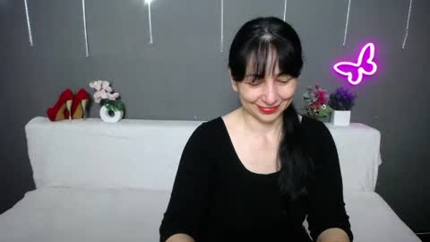 lilugrants online show from April 19, 2026, 6:43 pm