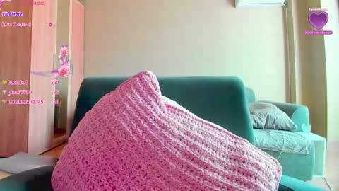 Snapshot of lily__love chatting on November 7, 2025, 8:03 am LILY online show from November 7, 2025, 8:03 am